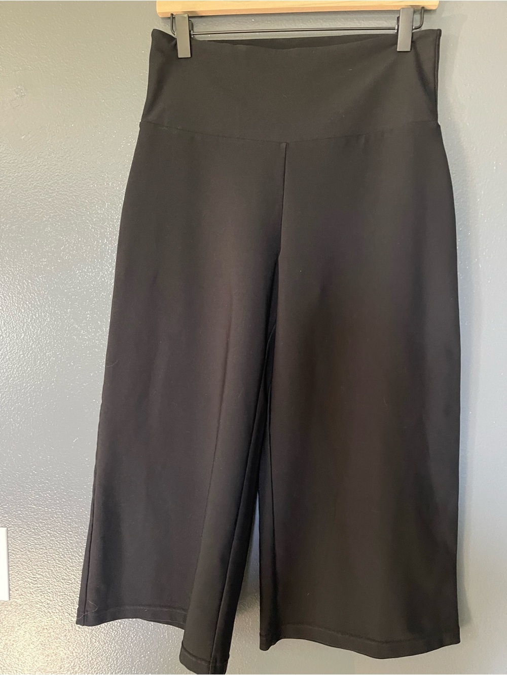 MPG Sport Black Wide-Leg Ponte Knit Pants, Medium